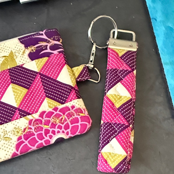 Colorful Geometric Patterned Pouch and Keychain Set - Picture 2 of 5